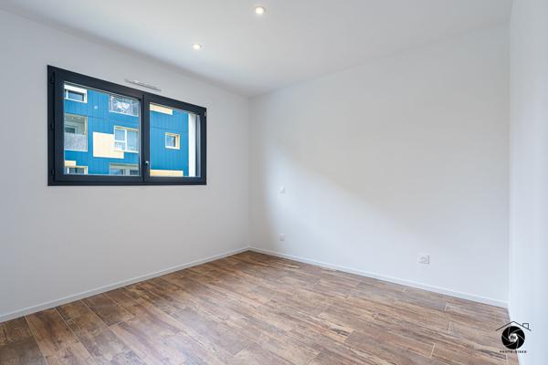 Maison recente de 4 chambres avec jardin et garage a Trelaze