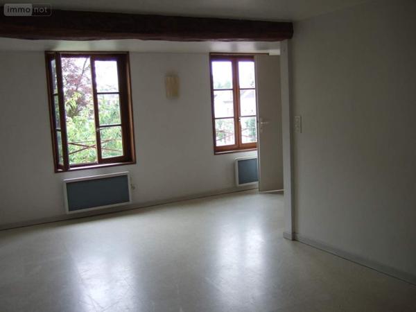 Appartement à louer à Hesdin dans le Pas-de-Calais (62140), ref : 083/2060