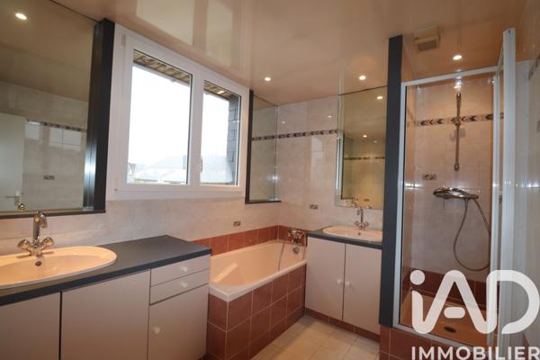 Location maison 5 pièces 130 m² Fleury-les-Aubrais