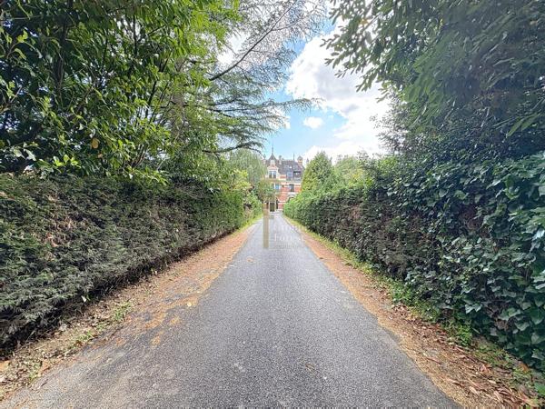 T2 bis réhabilité avec charme dans immeuble de caractère - Hem, secteur prisé