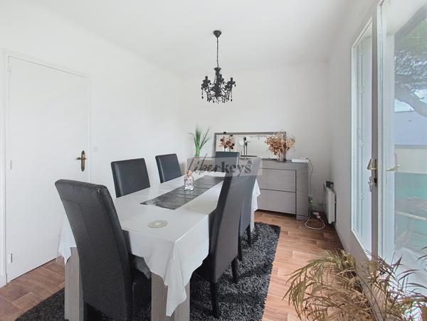 🏡 Maison familiale avec sous-sol aménageable et grand terrain – Saumur (Bagneux)