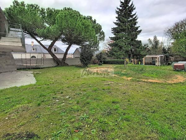 🏡 Maison familiale avec sous-sol aménageable et grand terrain – Saumur (Bagneux)