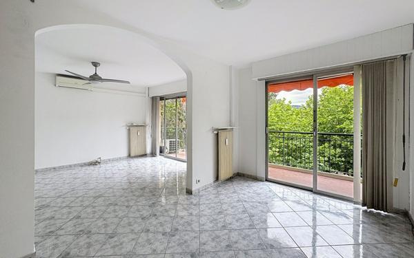 Appartement à louer    3 pièces • 71,06 m2 Antibes