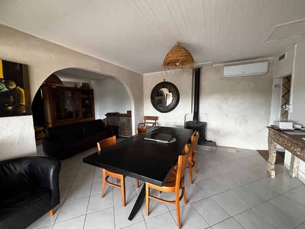 Belle Longère Oléronaise avec Hangar de 176 m² sur 2 691 m² de Terrain