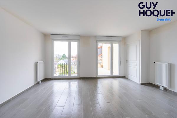 SAINT PIERRE DU PERRAY : appartement 2 pièces (45 m²) à louer
