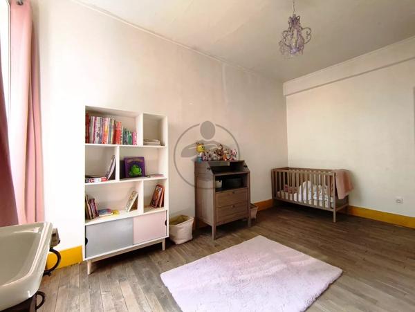 Vente Maison 7 pièces 207 m2 à Rougemont