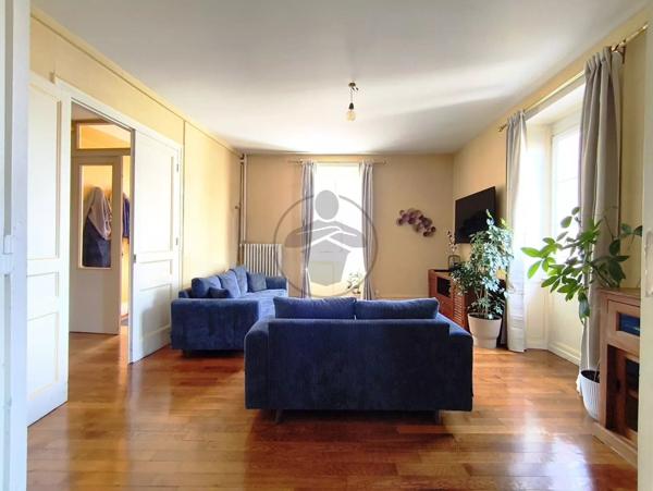 Vente Maison 7 pièces 207 m2 à Rougemont