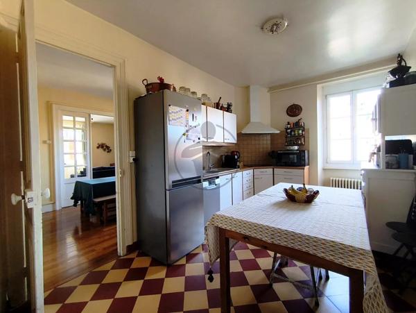 Vente Maison 7 pièces 207 m2 à Rougemont