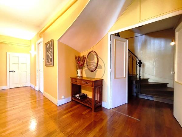 Vente Maison 7 pièces 207 m2 à Rougemont