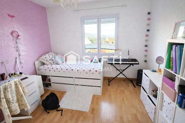 Votre nouveau cocon avec vue mer et piscine sur Toulon