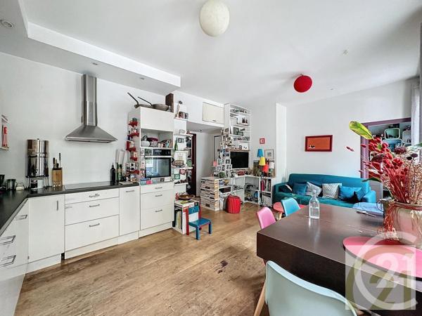 Appartement F3 à vendre  3 pièces - 48,60 m2 PARIS - 75018