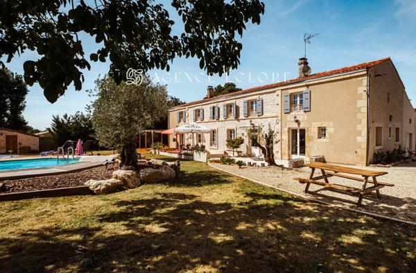 Longère d'exception de 334 m2 à Niort