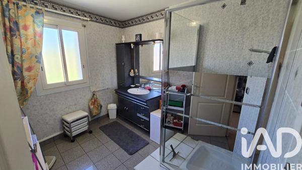 Maison à vendre 5 pièces 170 m² Valence-en-Poitou