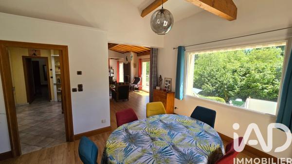 Maison à vendre 5 pièces 170 m² Valence-en-Poitou