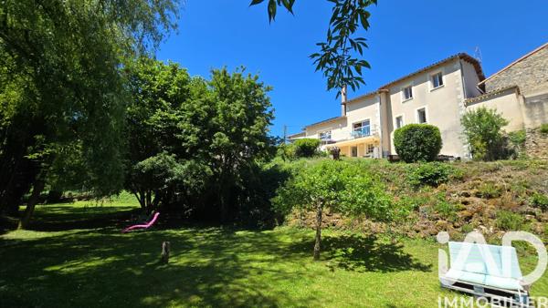 Maison à vendre 5 pièces 170 m² Valence-en-Poitou