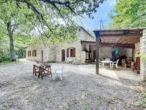 Maison Vachères, 5 pièces, 132 m², terrasse, piscine et dépendance