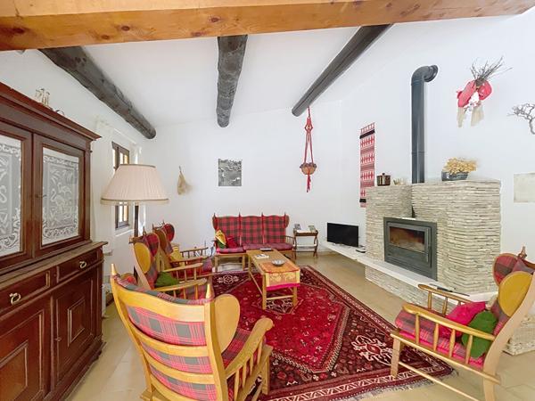 Maison Vachères, 5 pièces, 132 m², terrasse, piscine et dépendance