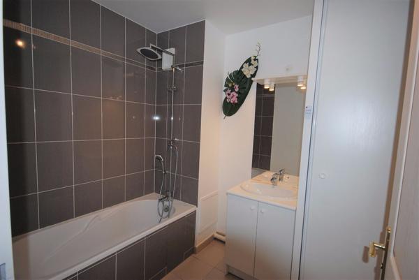 Appartement Coubert 3 pièce(s) 66 m2