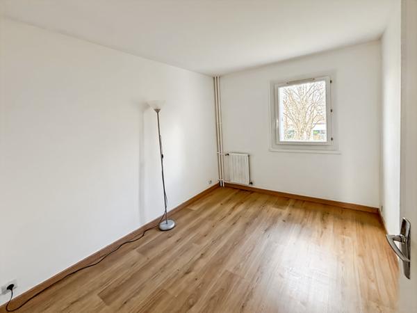 À vendre : Appartement 3 pièces à MELUN, secteur Almont, Nord