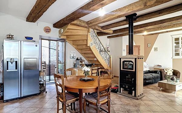 Maison à vendre    4 pièces •  Arvieu