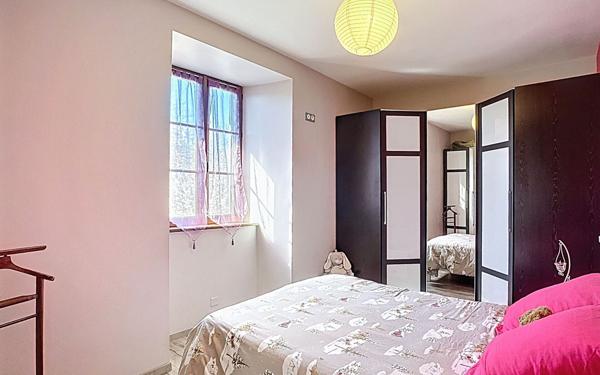 Maison à vendre    4 pièces •  Arvieu