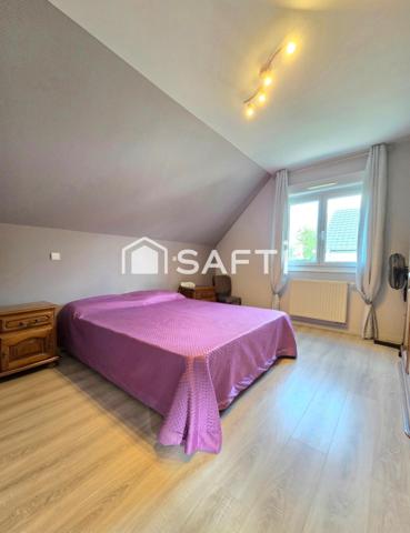 À MULHOUSE quartier DORNACH – MAISON FAMILIALE de 2001 de 125 M² – CALME, TERRASSE, JARDIN ET GARAGE DOUBLE