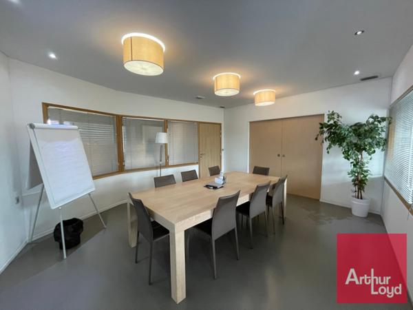Bureaux à louer à Montpellier Parc 2000 avec grande terrasse privative