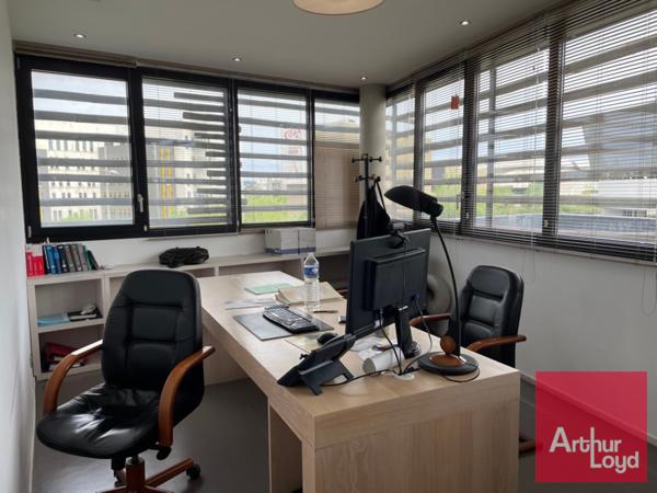 Bureaux à louer à Montpellier Parc 2000 avec grande terrasse privative