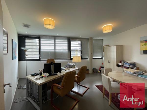 Bureaux à louer à Montpellier Parc 2000 avec grande terrasse privative