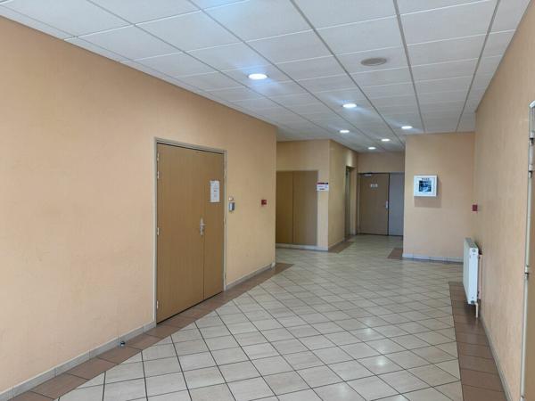 BUREAUX A LOUER - ZONE DE TREPILLOT- BESANCON