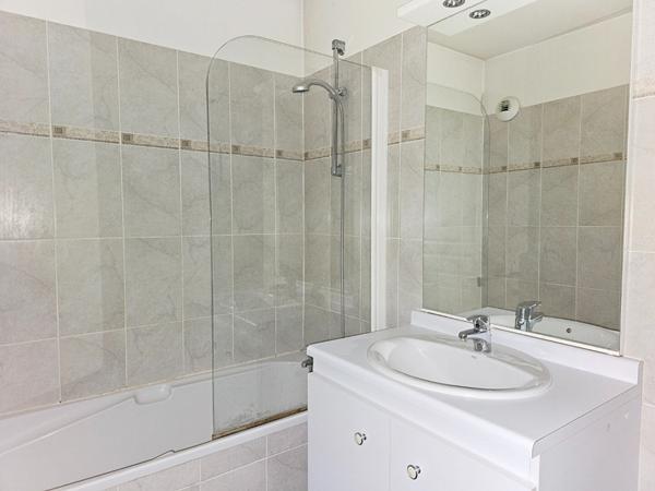 Appartement Vaires Sur Marne 2 pièce(s) 45.05 m2