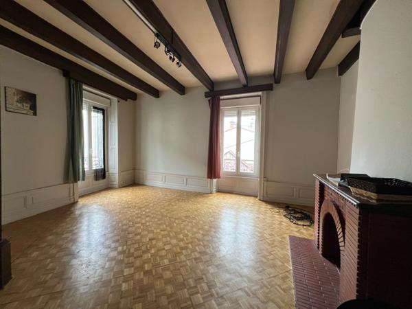 IMMEUBLE avec potentiel AURILLAC (15000)