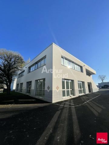 CESSON SEVIGNE - BUREAUX A VENDRE - 200 M²