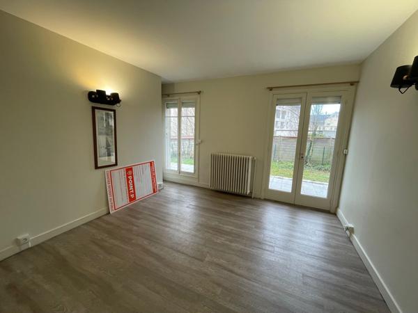 A VENDRE - BUREAUX / AGENCE COMMERCIALE - 180 M2 - COMPIEGNE CENTRE VILLE