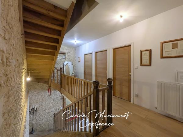 Saint-Maixent-l'École – Demeure historique d’exception - 238 m² rénovés - 600 m² de dépendances - Volumes remarquables - Terrain clos 1 741 m² - Potentiel rare
