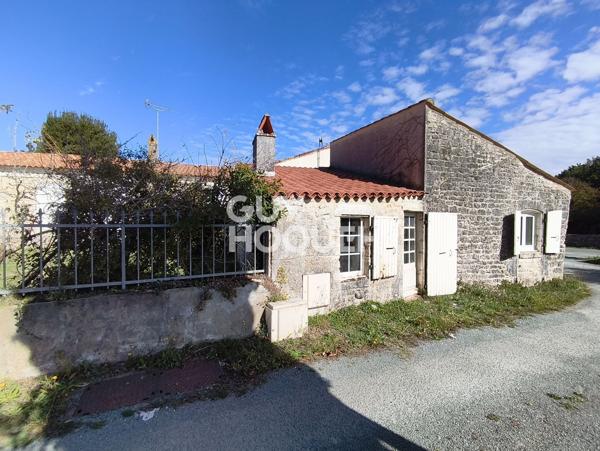 Charmante maison en pierres à St Pierre d'Oléron - 190m² utile - Beau jardin arboré