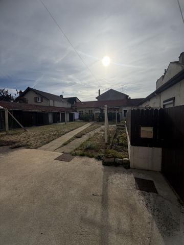 Maison Drancy 2 pièce(s) 22.43 m2 Carrez 31 m2 au sol
