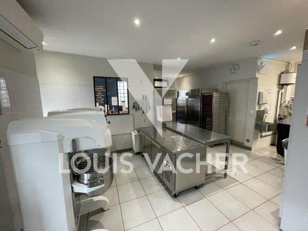 Local commercial de 55 m² à louer à Bordeaux