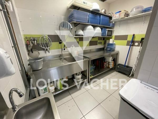 Local commercial de 55 m² à louer à Bordeaux