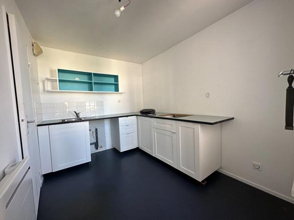 Appartement ERMONT CENTRE - 2 pièces -48.02 m²