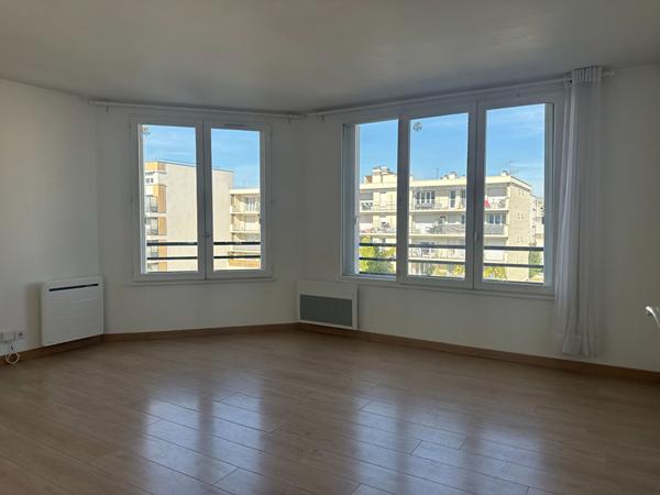 Appartement ERMONT CENTRE - 2 pièces -48.02 m²