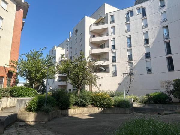 Appartement ERMONT CENTRE - 2 pièces -48.02 m²