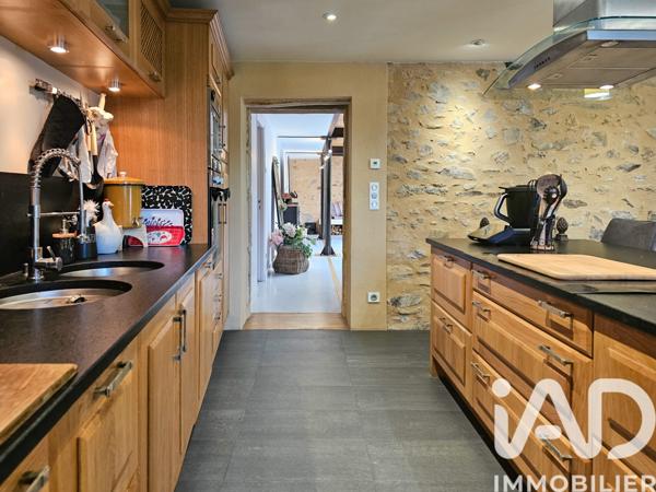 Maison à vendre 8 pièces 274,42 m² Rochechouart