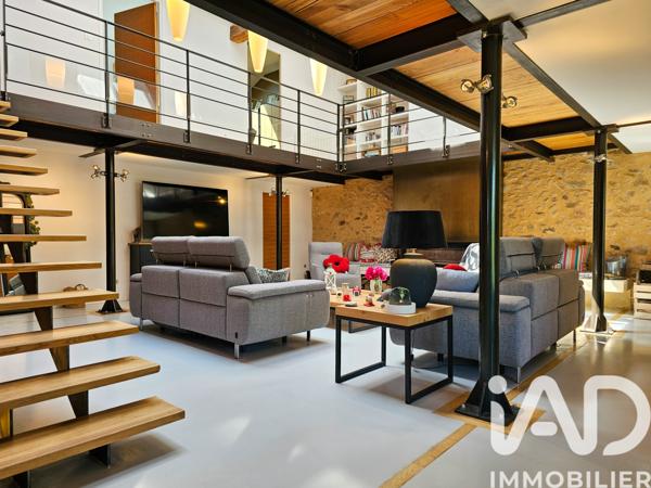 Maison à vendre 8 pièces 274,42 m² Rochechouart