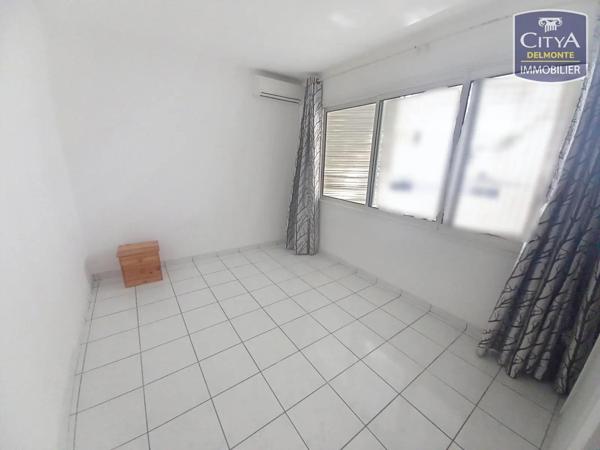 Appartement à vendre 4 pièces 94m² Saint-Pierre (97410)