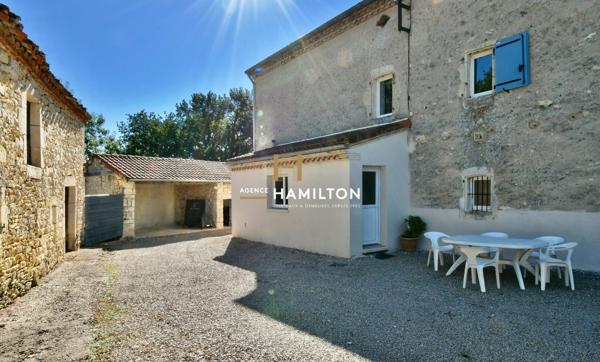 SUPERBE MAISON EN PIERRE RÉNOVÉE, AVEC BOIS ET TERRAINS ATTENANTS Cordes-sur-ciel