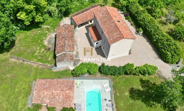 SUPERBE MAISON EN PIERRE RÉNOVÉE, AVEC BOIS ET TERRAINS ATTENANTS Cordes-sur-ciel