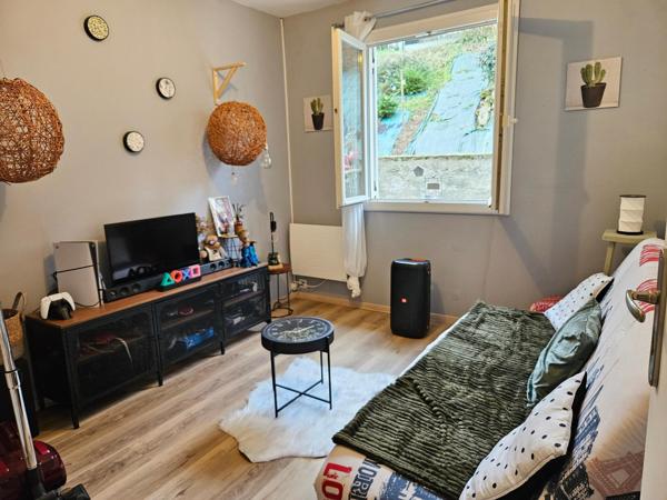 Maison à FONTEVRAUD-L'ABBAYE, 49590 - 5 pièces 90m²