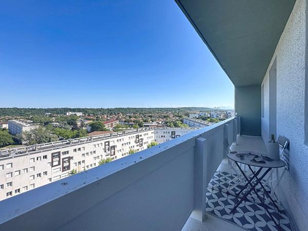 Appartement Muret 4 pièce(s) 77.25 m2 avec balcon vue Pyrénées.