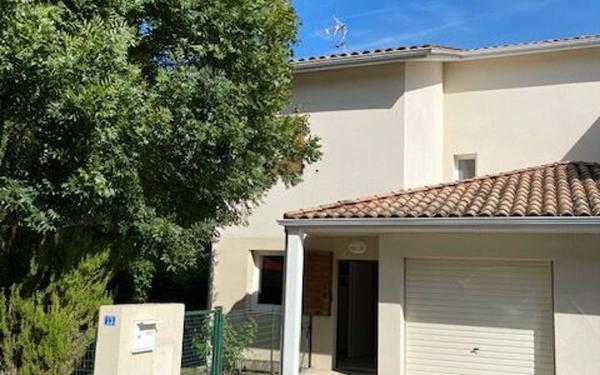 Maison à vendre    4 pièces •  Léognan